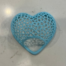Load image into Gallery viewer, Floating Heart-Shaped Betta Bowl