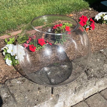 Cargar imagen en el visor de la galería, 15 Gallon Glass Fish Bowl