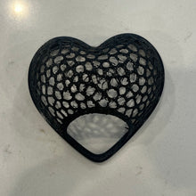 Load image into Gallery viewer, Floating Heart-Shaped Betta Bowl