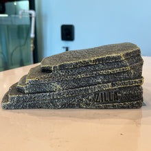 Cargar imagen en el visor de la galería, Zilla Herp Hotel - Medium