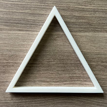 Load image into Gallery viewer, Triangle Portal Feeding Ring