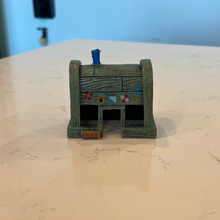 Cargar imagen en el visor de la galería, Krusty Krab | Large
