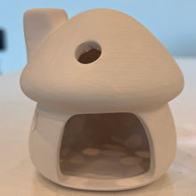 Load image into Gallery viewer, Ceramic Shrimp/ Fish Hut Decor
