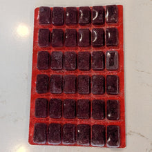 Cargar imagen en el visor de la galería, San Francisco Bay Brand Bloodworms Frozen Fish Food
