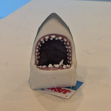 Cargar imagen en el visor de la galería, Jaws Swim-Thru Décor
