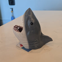 Cargar imagen en el visor de la galería, Jaws Swim-Thru Décor
