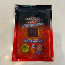 Cargar imagen en el visor de la galería, Omega One Whole Frozen Bloodworm Fish Food- 8oz
