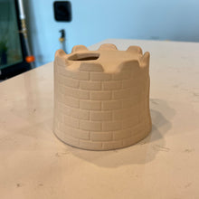 Cargar imagen en el visor de la galería, Ceramic Tan Shrimp Decor
