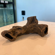 Cargar imagen en el visor de la galería, aquavitro Ceramic Hides Aquatic Ornament B3
