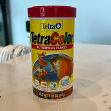 Cargar imagen en el visor de la galería, Tetra TetraColor Tropical Flakes Fish Food

