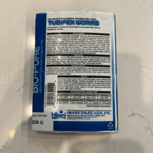 Cargar imagen en el visor de la galería, Hikari Tubifex Worm Cube Fish Food 3.5 oz
