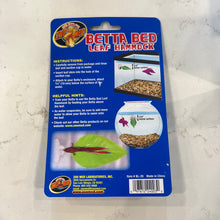 Cargar imagen en el visor de la galería, Zoo Med Betta Bed Leaf Hammock
