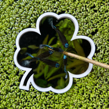 Cargar imagen en el visor de la galería, Clover Portal Feeding Ring
